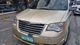 FOR SALE CHRYSLER Town and Country 2010 limited top of the line