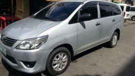 Toyota Innova 2013 E manual FOR SALE