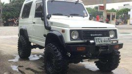 Offroad ready 1998 Suzuki Samurai 4x4 super winch snorkel