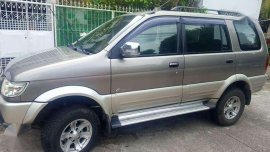 Isuzu Crosswind XUV 2006 MT Brown For Sale 