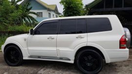Selling our 2004 MITSUBISHI Pajero ck gasoline 
