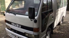 FOR SALE Isuzu Elf 2001 fb close van