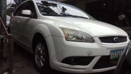 2007 Ford Focus Hatchback gas matic FOR SALE