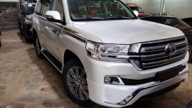 2018 Toyota Land cruiser LC200 with KDSS FOR SALE