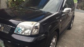Nissan X-trail 4x2 2009 2.0 AT Black For Sale 
