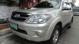 Toyota Fortuner V AT Diesel 4x4 2006 For Sale 