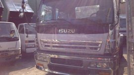 293 Surplus Manual 6 Wheeler Isuzu Tractor Head GIGA MAX 6WA1
