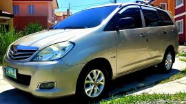 2009 Toyota Innova E FOR SALE
