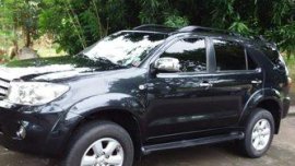 Well-maintained Toyota Fortuner 2011 for sale