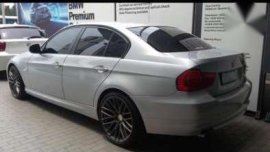 BMW 318i 2012 for sale