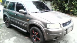 2004 Ford Escape suv 4x4 FOR SALE