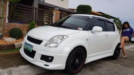 2010 Suzuki Swift FOR SALE
