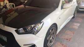 Hyundai Genesis Coupe 3.8 AT White For Sale 