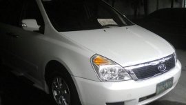 Well-maintained Kia Carnival 2012 for sale