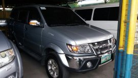 Well-kept Isuzu Crosswind 2010 for sale