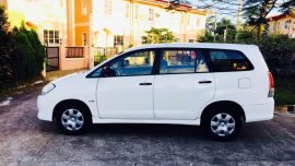 2012 TOYOTA Innova j diesel FOR SALE