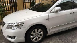 Toyota Camry 2008 AT White Sedan For Sale 