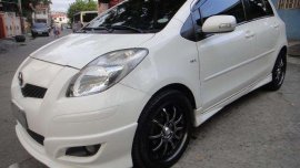 Toyota Yaris 1.5 g 2010 AT FOR SALE