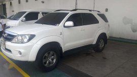 2006 TOYOTA Fortuner G Gas AT FOR SALE