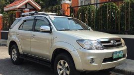 Well-maintained Toyota Fortuner 2006 for sale
