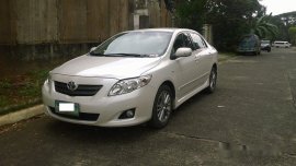 Well-maintained Toyota Corolla Altis 2010 for sale