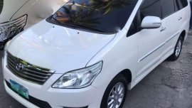 Toyota Innova 2.5G DSL AT 2012 White For Sale 
