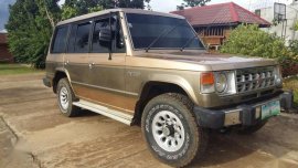 Mitsubishi Pajero 1999 V6 AT Golden For Sale 