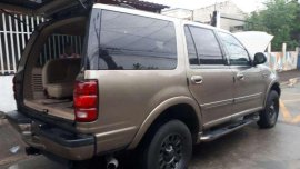 Ford Expedition 2002 AT Beige SUV For Sale 