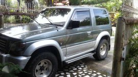 Mitsubishi Pajero 2005 4WD MT Gray SUV For Sale 