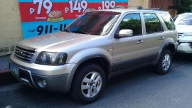 2008 Ford Escape XLT 4X4 gas matic for sale