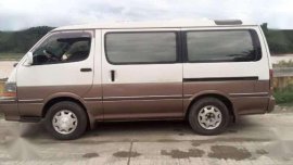 Fresh Toyota Hiace Van 2005 White For Sale 