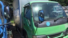 For sale Isuzu Elf closed van