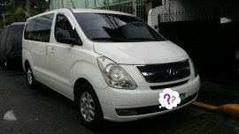 2009 Hyundai Starex AT White Van For Sale 
