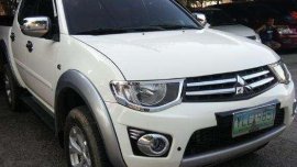 Mitsubishi Strada 4x4 2013 AT White For Sale 