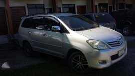Toyota Innova G 2010 Top Of The Line Silver For Sale 