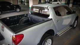 Mitsubishi Strada glx-v automatic 2012 trade in ok