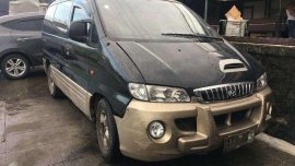 Hyundai Starex  2004 AT Green Van For Sale 