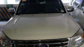 Fresh Ford Everest 2015 MT White SUV For Sale 