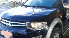 Mitsubishi Strada 4x4 2012 model for sale