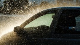 How to remove acid rain spots from your car: 3 easy tips