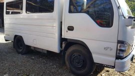 Well-maintained Isuzu Elf  2008 for sale