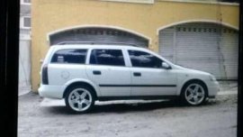 Opel Astra 2005 White SUV Fresh For Sale 