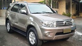 2011 Toyota Fortuner G Diesel Automatic Beige For Sale 