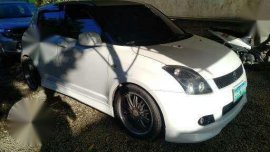 2006 Suzuki Swift Pearl White Pormado for sale 