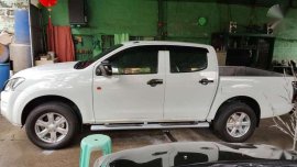 Isuzu DMAX MT 2015 model for sale