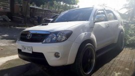 Toyota Fortuner V --- 4x4 for sale
