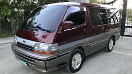 For sale!!! Toyota Hiace Custom Van Top of the Line 2001
