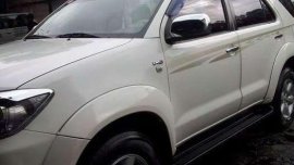 Rush sale Toyota Fortuner g  2011 model 