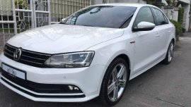 Late 2016 Volkswagen Jetta automatic for sale