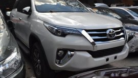 Well-kept Toyota Fortuner V 2017 for sale